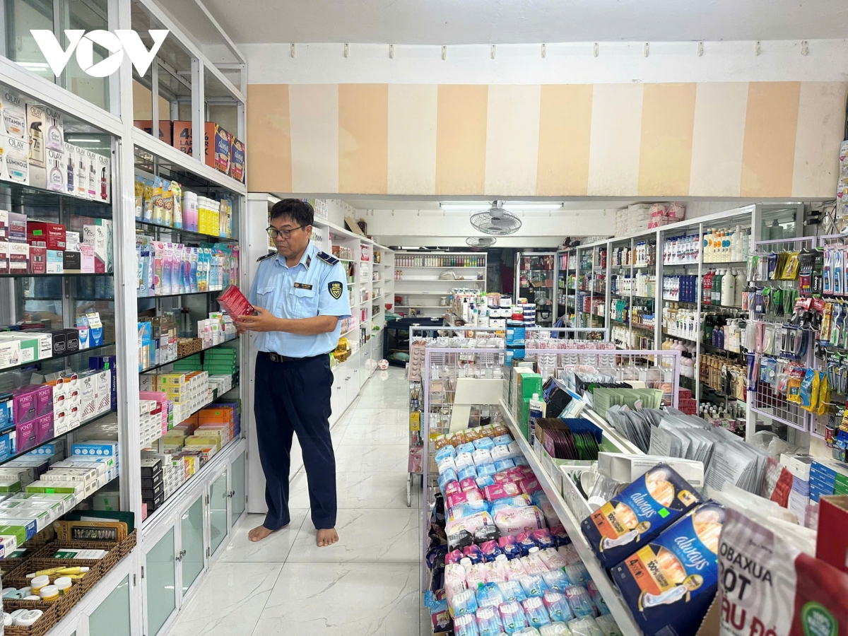 Đồng Tháp thu phạt hơn 3 tỷ đồng từ các vụ buôn lậu, gian lận thương mại